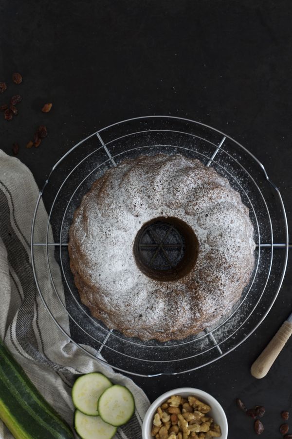 Healthy Zucchini Bundt Cake #healtyfats #walnuts #lowonsugar