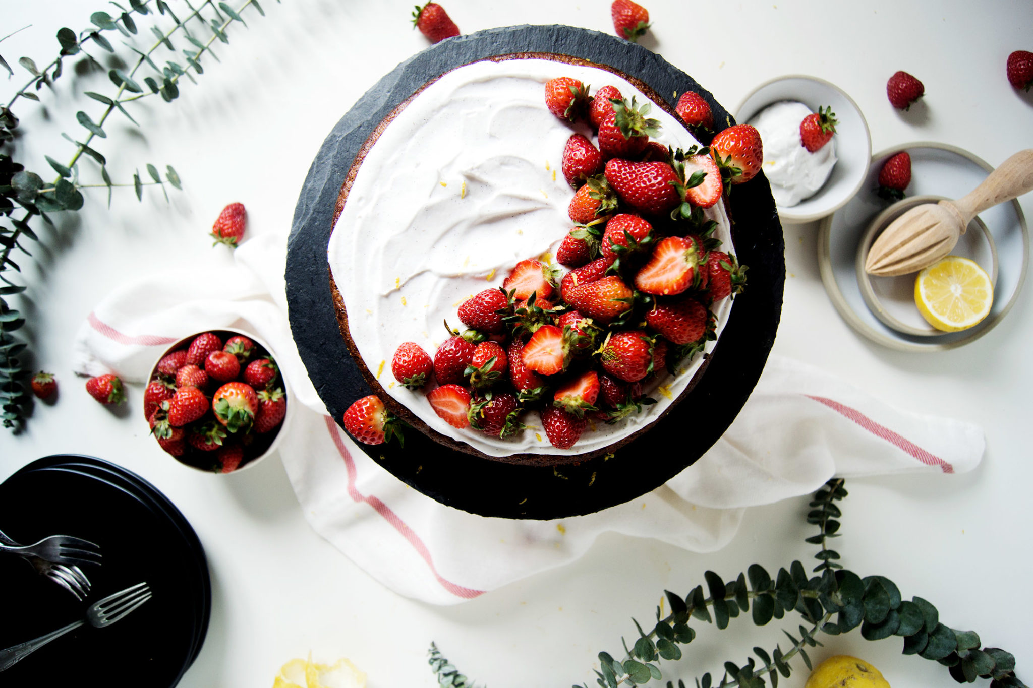 This fragrant, fresh vegan strawberry lemon cake is spring in cake form!