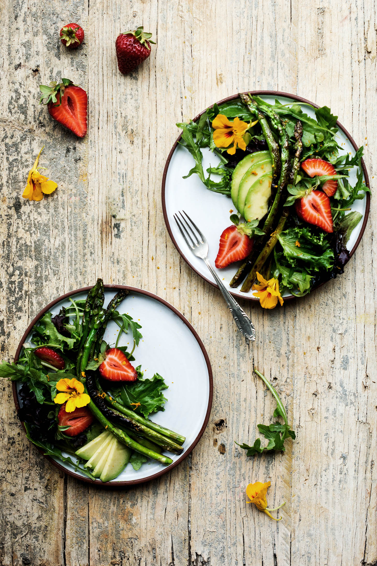 Strawberry & Asparagus Spring Salad ⋆ The Mellow Kitchn