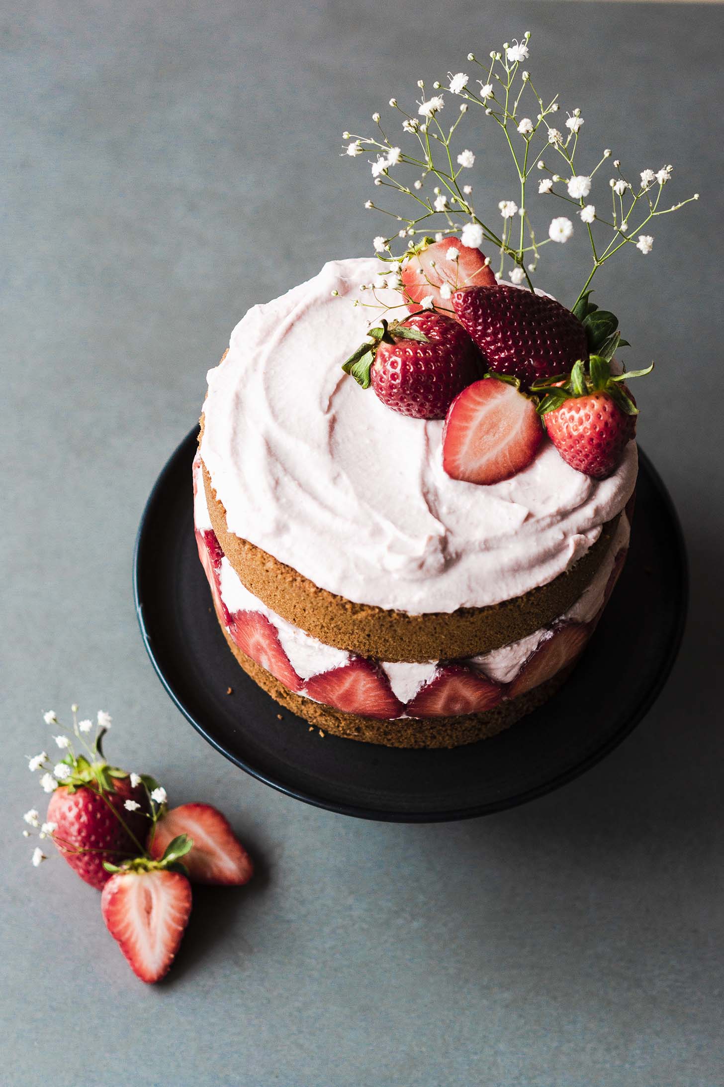 Strawberry Mascarpone Coconut Cake & Spring Vibes ⋆ The Mellow Kitchn