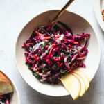 Linsen-Rotkohl Salat mit Tahina